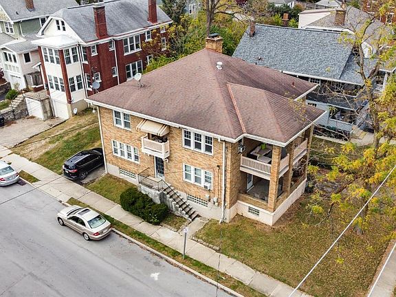 2nd image of 2924 Victoria Ave