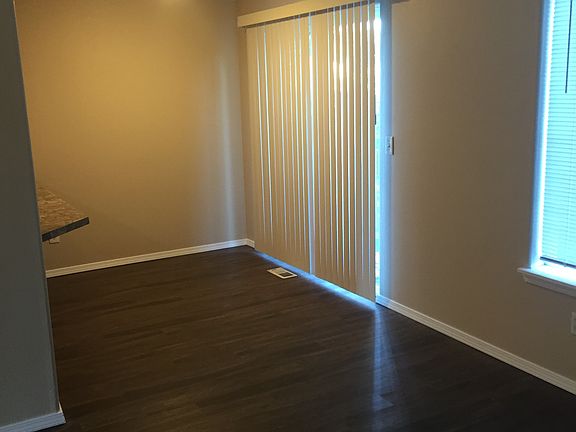 3rd image of 6623 SE Ariel St