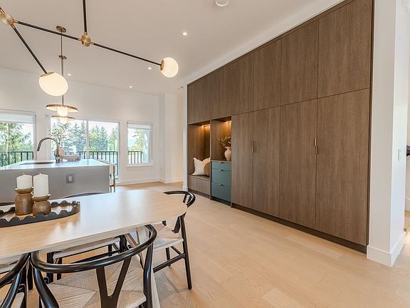 4th image of 8483 16th Ave #2