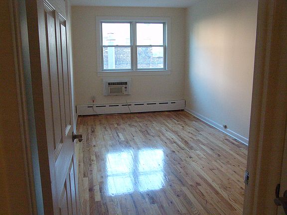 5th image of 3139 43rd St #2