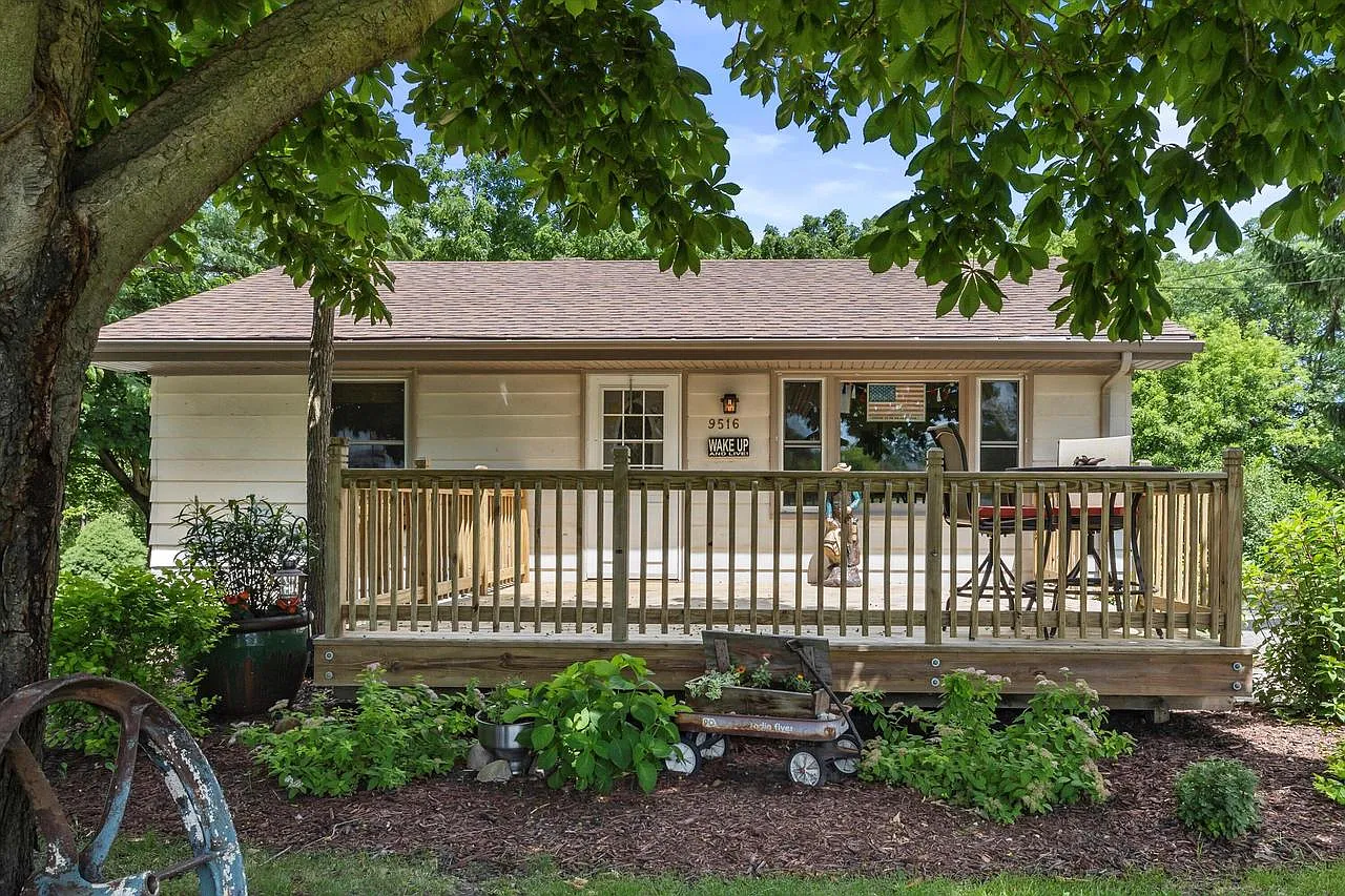 9516 Old Spring STREET photo 1