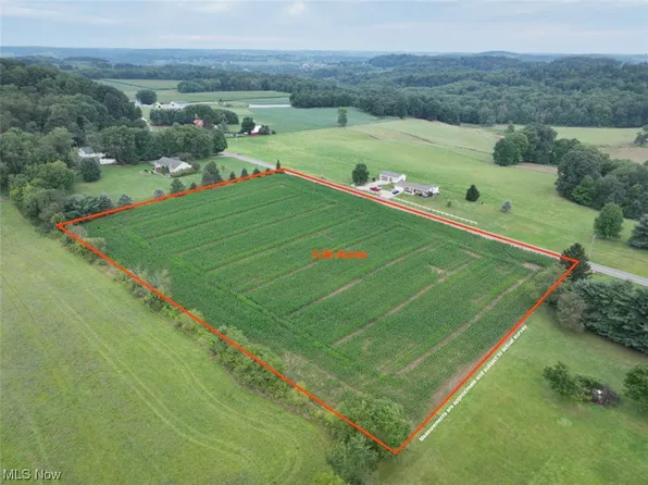 Alabama Ave SW, Navarre, OH 44662