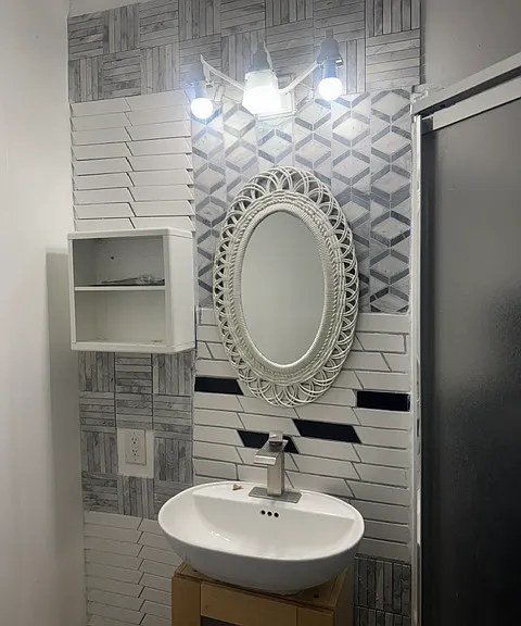 2717 Girard Ave S #101 — Photo 30