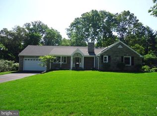 241 Arden Rd, Broomall, PA 19008