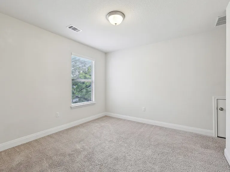 10418 Turnbull Loop — Photo 23
