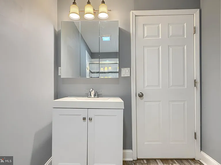 1106 Battery Ave — Photo 10