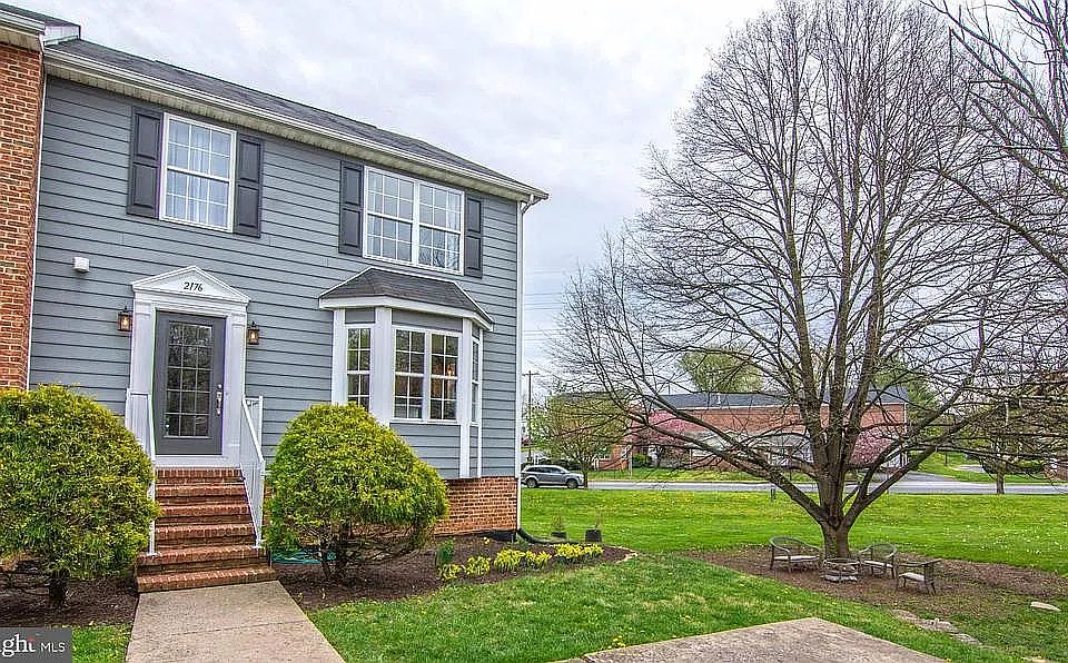 1st image of 2176 Harvest Dr