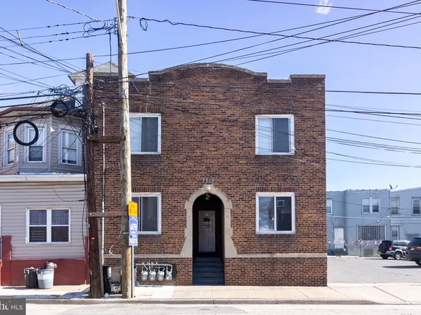 110 N 27th St, Camden, NJ 08105