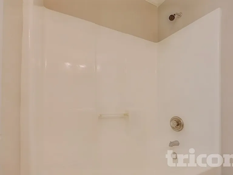180 Riglaw Cir — Photo 9