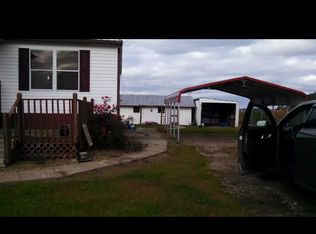 766 Plymale Ln, Gallipolis Ferry, WV 25515