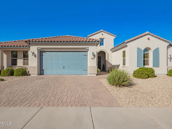 1672 S SUNSET Drive, Chandler, AZ 85286