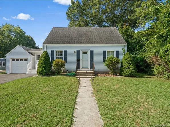 12 Monroe Street, North Haven, CT 06473