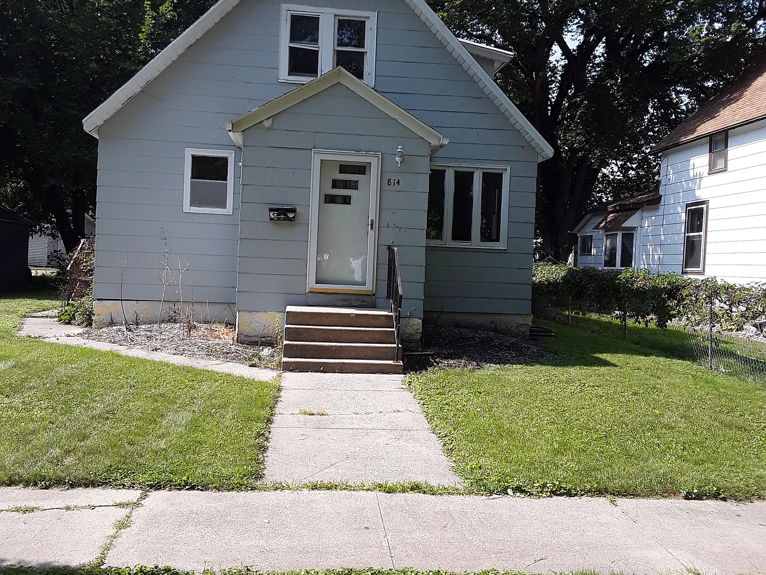 3 bed, 1360 sqft, $1,500 — Photo 1