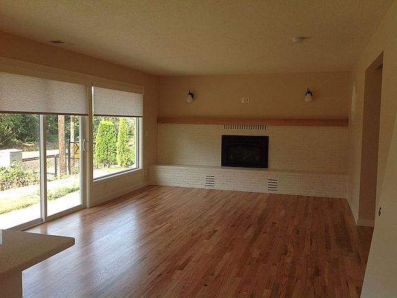 Living Area off kitchen