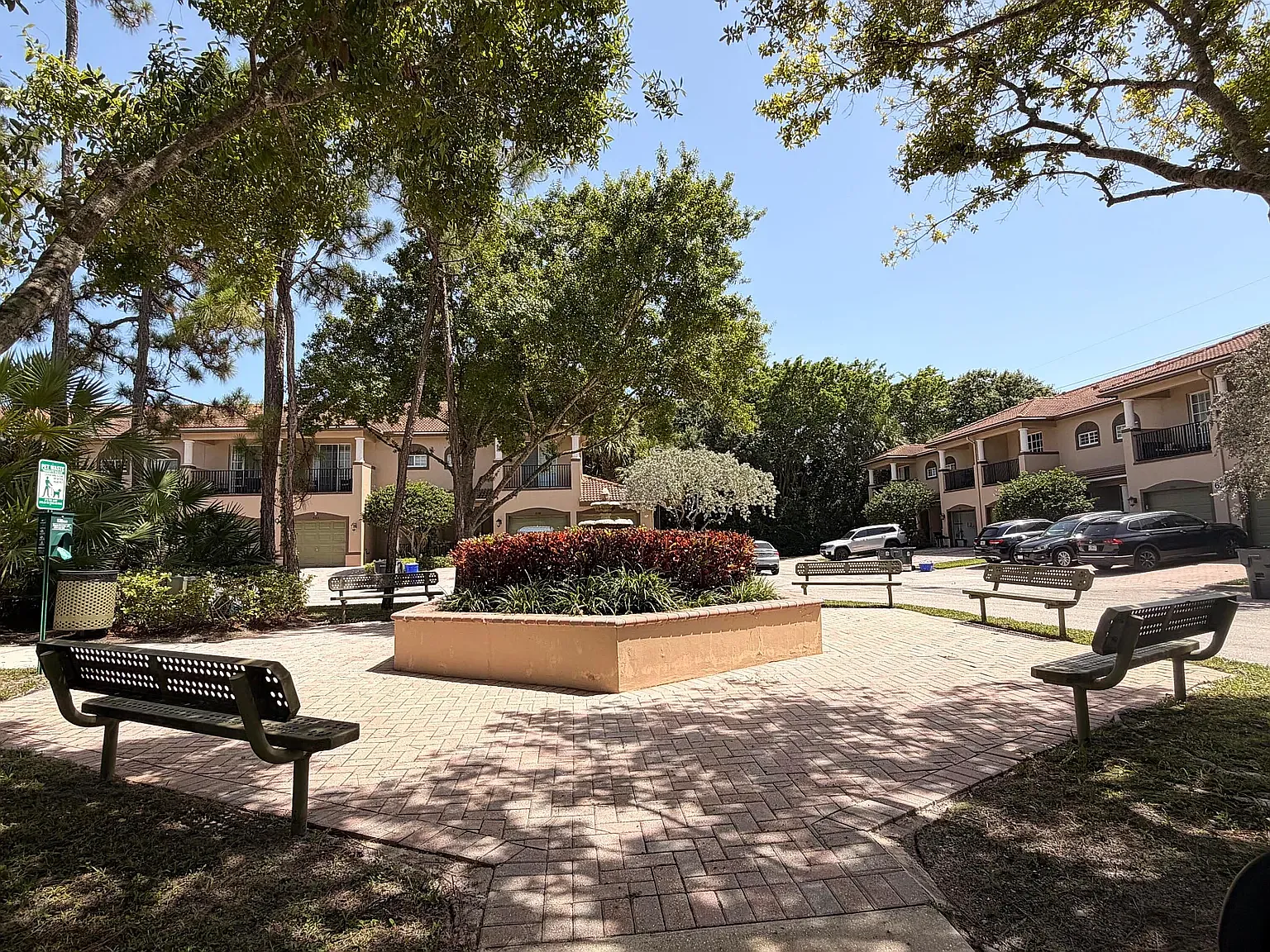 3 bed, 1668 sqft, $3,399 — Photo 4