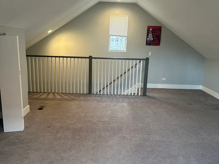 2508 N Ashland Ave — Photo 9