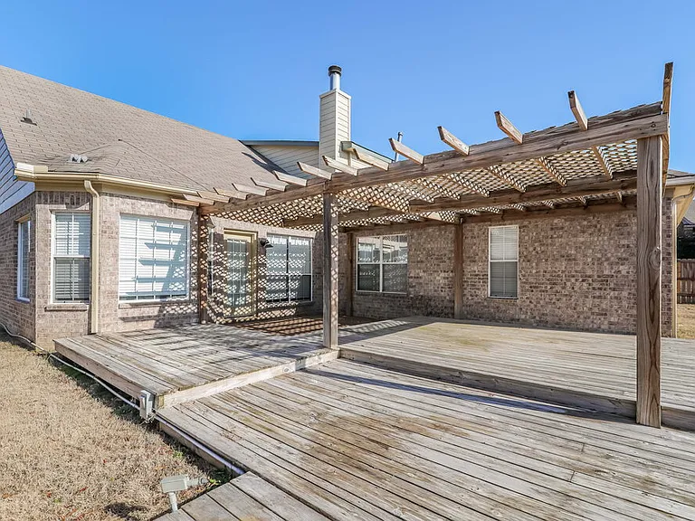 9093 Weeping Cherry Ln — Photo 15