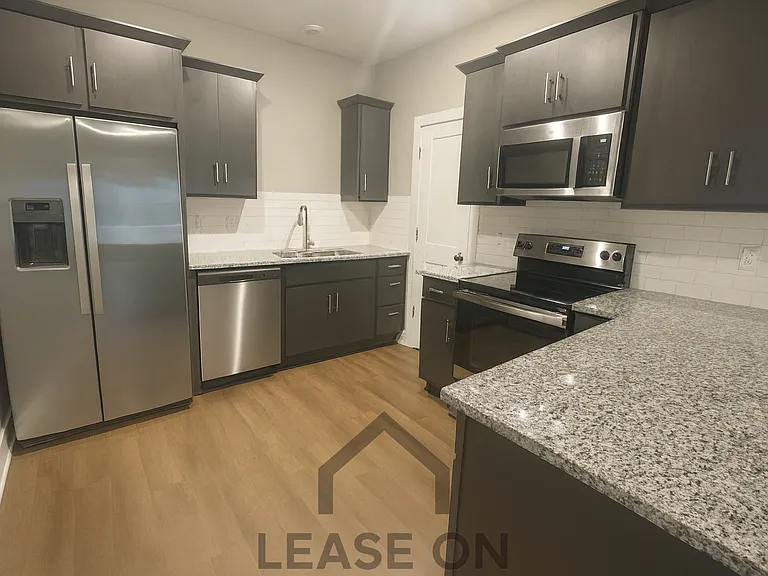 12123 W Cora St — Photo 5