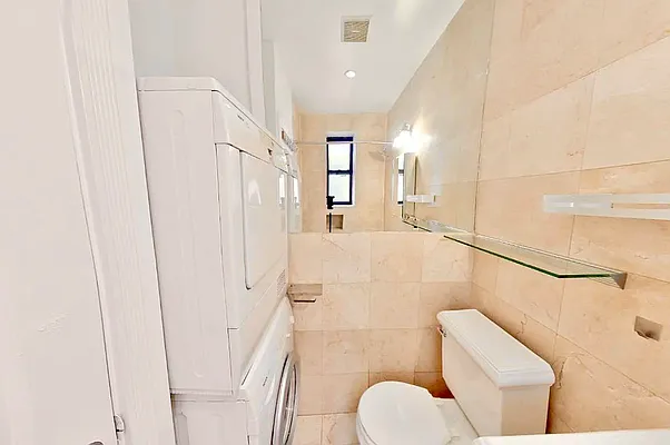 Rented by Century 21 Premier  | media 4