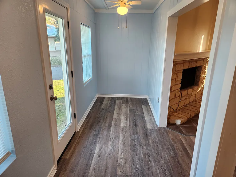 1015 Old Mill Rd #1 — Photo 15