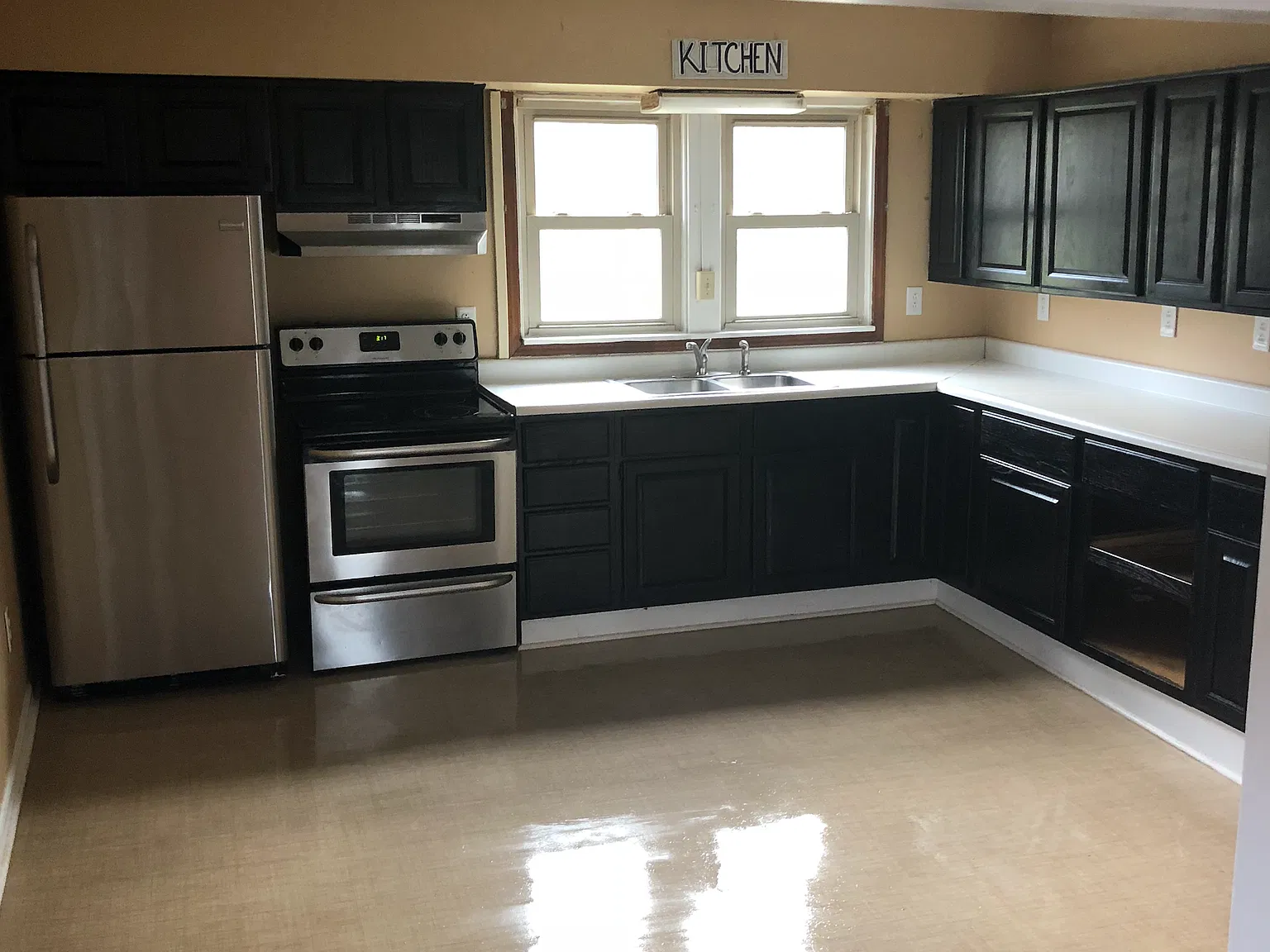 305 Swigert - 1 — Photo 3