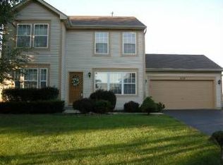 632 Pearces Frd, Oswego, IL 60543