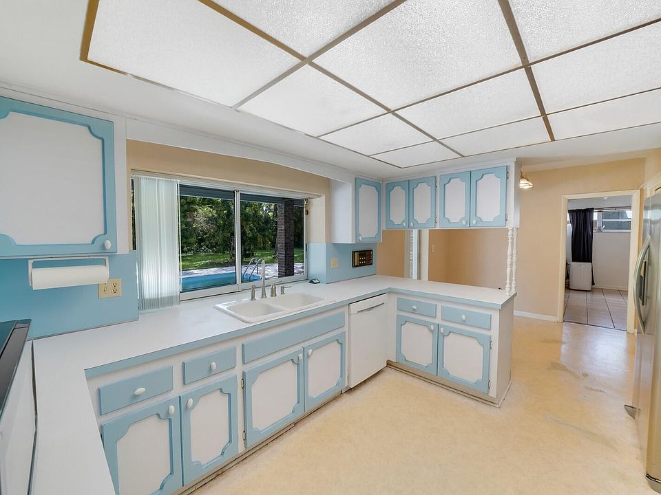 2nd image of 14301 SW 73rd Avenue