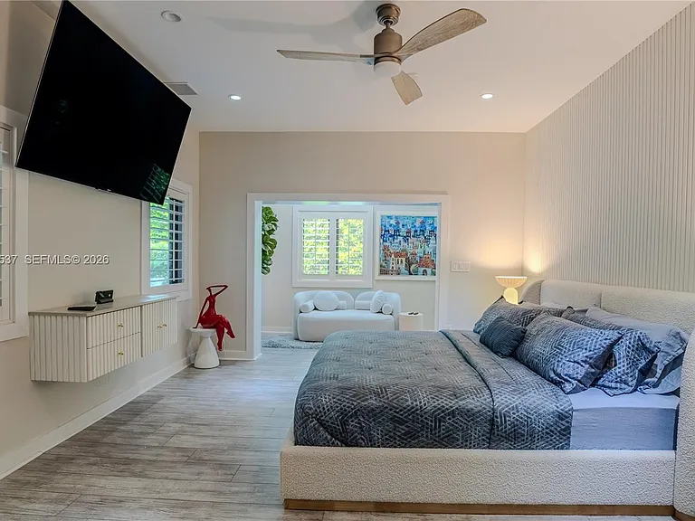 231 Fluvia Ave — Photo 7