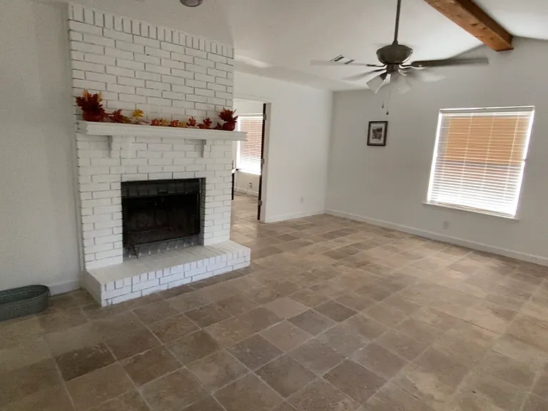 7649 County Road 436 — Photo 5