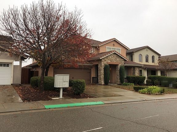 3rd image of 20862 Black Oak Dr