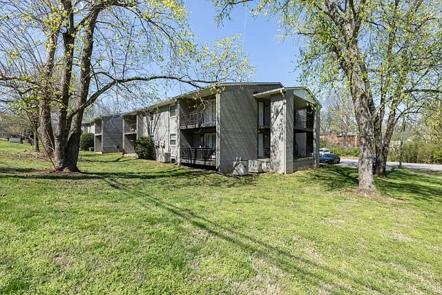 Sycamore Villas — Photo 27