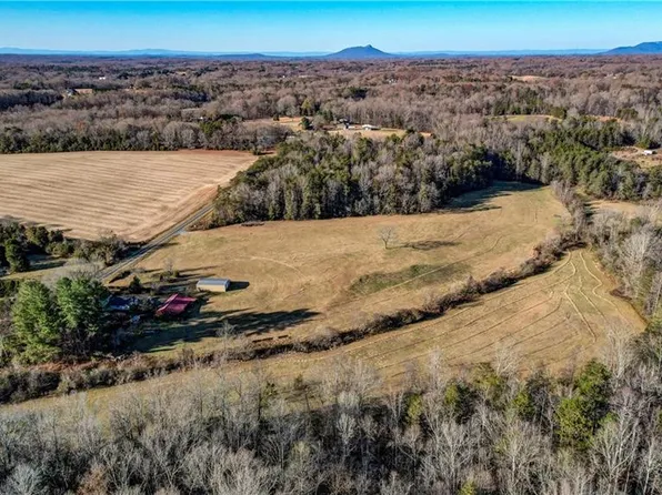 3400 Kilmurry Hill Rd, Pfafftown, NC 27040