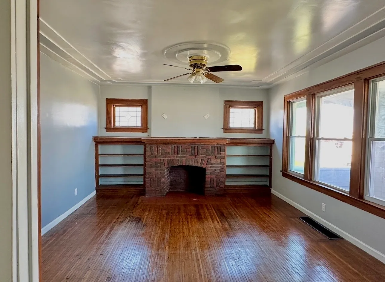 1 bed, 1000 sqft, $1,275 — Photo 2