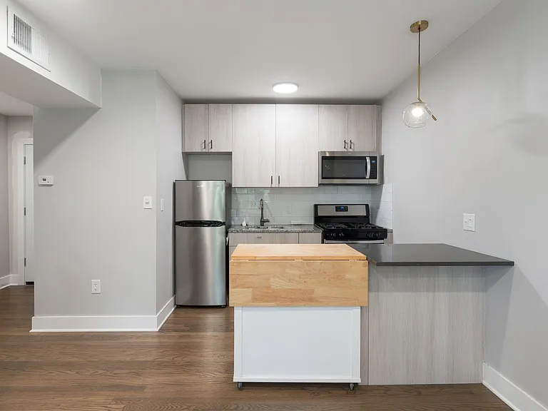 4004 N Bell Ave #2C — Photo 3