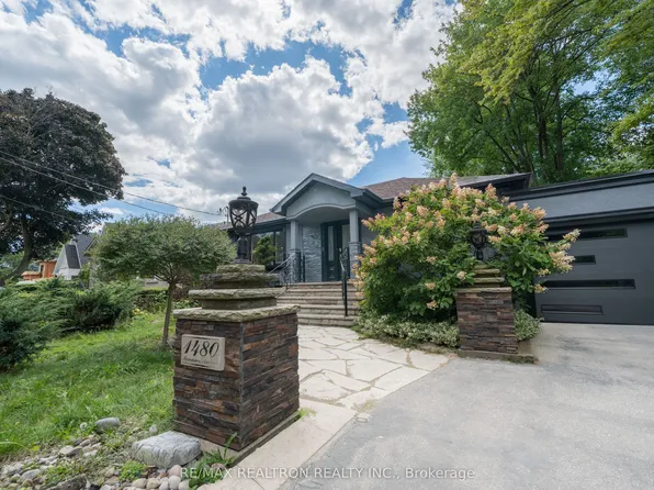 1480 Kenmuir Ave, Mississauga, ON L5G 4B5