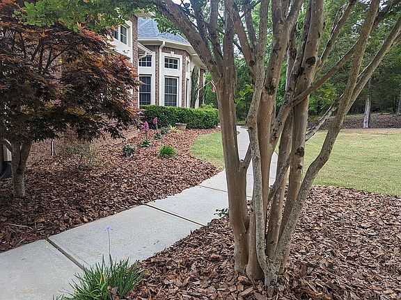 2nd image of 167 Cumberland Dr