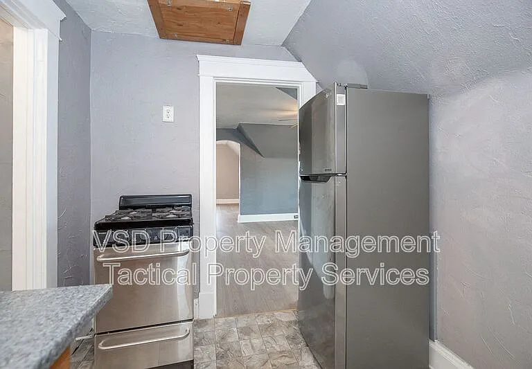 12339 Chesterfield Ave #3 — Photo 12