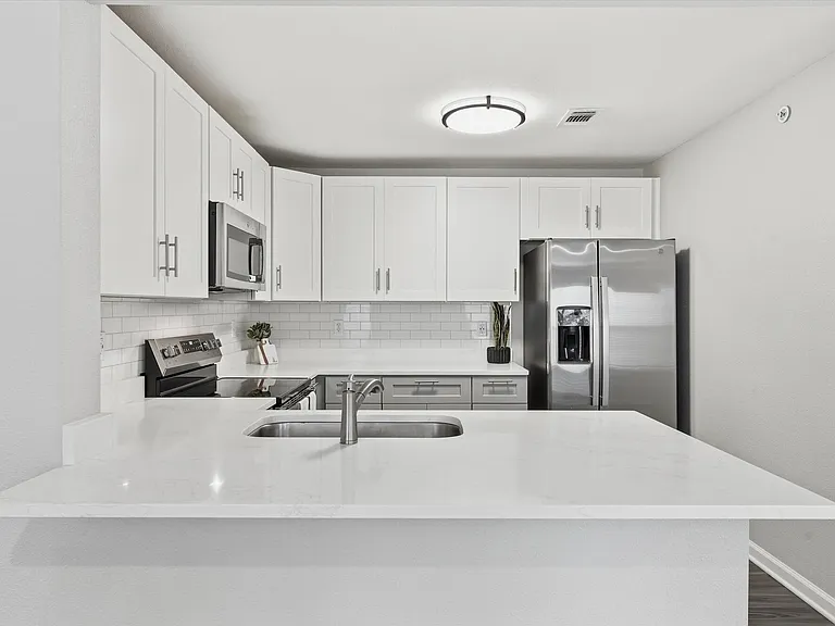 Villa Estates at Lenexa — Photo 28