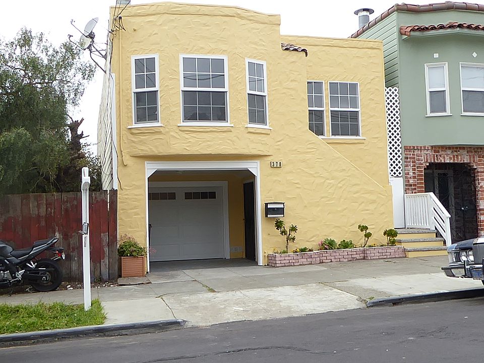 1st image of 378 Woodrow St