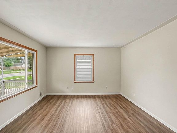 5th image of 1632 Chapel St SW