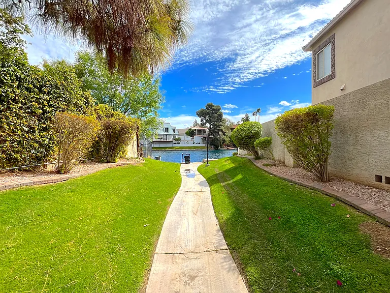 970 E Lobster Trap Ln — Photo 35