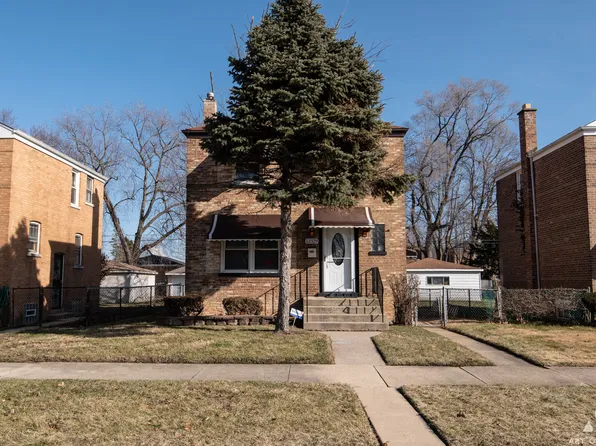 12329 S Sangamon St, Calumet Park, IL 60827