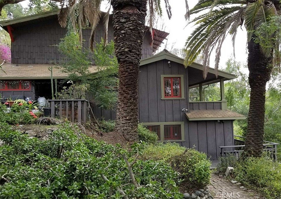 1st image of 4739 Huntington Dr N