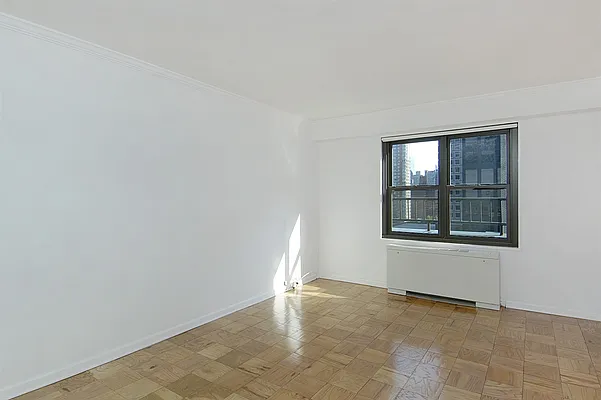 Rented by Corcoran | media 19