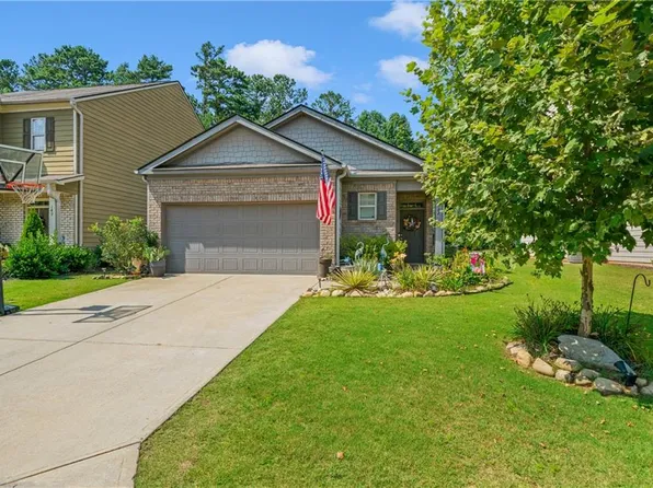132 Thimbleberry Dr, Dawsonville, GA 30534