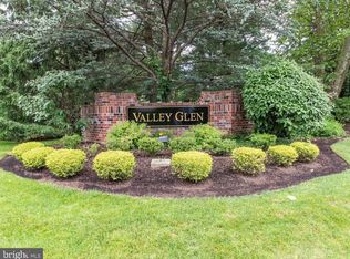 814 Valley Glen Rd BUILDING 8, Elkins Park, PA 19027