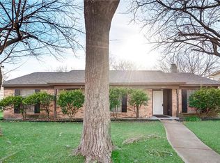 422 Colonial Dr, Garland, TX