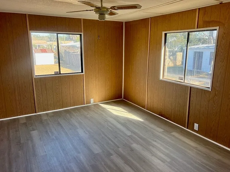 4714 Mundell Ave — Photo 15