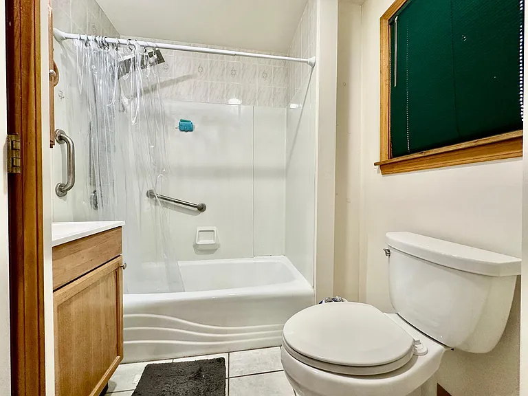 442 Lebanon St #1 — Photo 4