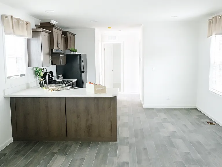 Hilltop MHP — Photo 12
